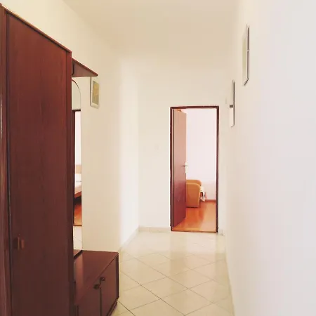 Apartman With A Parking Space Malinska, Krk - 19290
