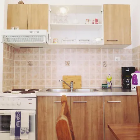 Apartament With A Parking Space Malinska, Krk - 19290 *
